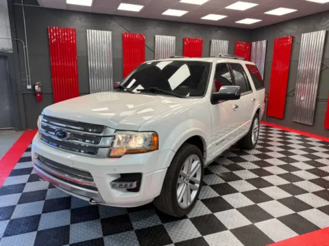 Another view of 2017 Ford Expedition Platinum 4x4 4dr SUV for sale in Lake Orion, MI at Victory Motors Lake Orion