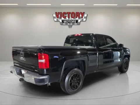 More photos of 2017 GMC Sierra 1500 SLE 4x4 4dr Double Cab 6.5 ft. SB at Victory Motors Lake Orion, MI