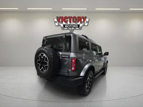 More photos of 2022 Ford Bronco Outer Banks Advanced 4x4 4dr SUV at Victory Motors Lake Orion, MI