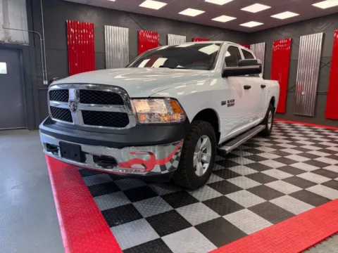 Another view of 2018 RAM 1500 Express 4x4 4dr Crew Cab 5.5 ft. SB Pickup for sale in Lake Orion, MI at Victory Motors Lake Orion