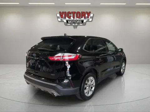 More photos of 2024 Ford Edge Titanium AWD 4dr SUV at Victory Motors Lake Orion, MI