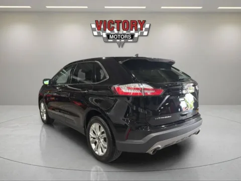 Another view of 2024 Ford Edge Titanium AWD 4dr SUV for sale in Lake Orion, MI at Victory Motors Lake Orion