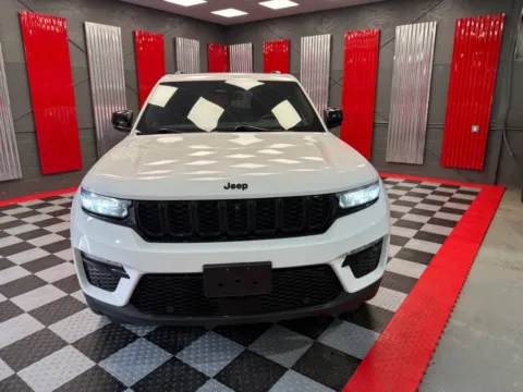Photos of 2024 Jeep Grand Cherokee Limited 4x4 4dr SUV for sale in Lake Orion, MI at Victory Motors Lake Orion