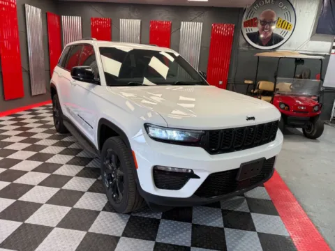White 2024 Jeep Grand Cherokee Limited 4x4 4dr SUV for sale in Lake Orion, MI