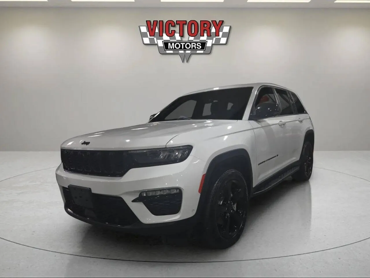White 2024 Jeep Grand Cherokee Limited 4x4 4dr SUV for sale in Lake Orion, MI