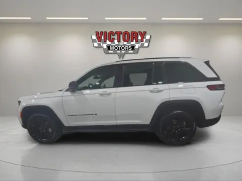 Photos of 2024 Jeep Grand Cherokee Limited 4x4 4dr SUV for sale in Lake Orion, MI at Victory Motors Lake Orion
