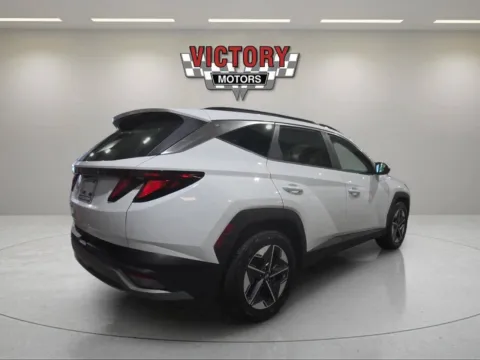 More photos of 2025 Hyundai Tucson SEL 4dr SUV at Victory Motors Lake Orion, MI