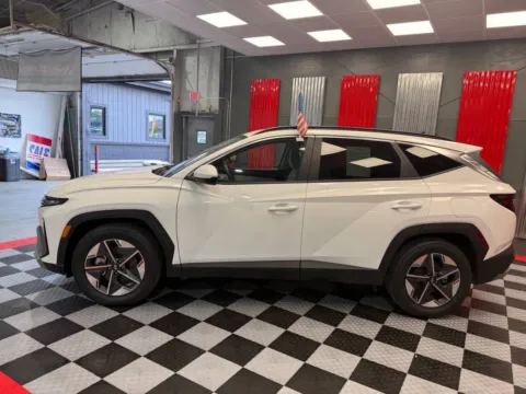 More photos of 2025 Hyundai Tucson SEL 4dr SUV at Victory Motors Lake Orion, MI