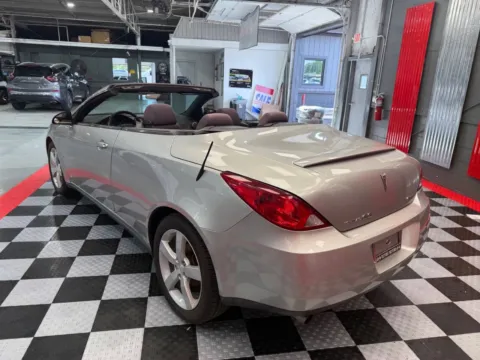 More photos of 2007 Pontiac G6 GT 2dr Convertible at Victory Motors Lake Orion, MI
