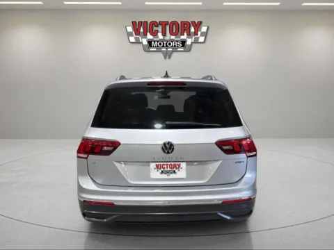 More photos of 2022 Volkswagen Tiguan SE 4Motion AWD 4dr SUV at Victory Motors Lake Orion, MI