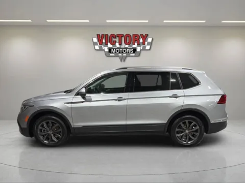 Photos of 2022 Volkswagen Tiguan SE 4Motion AWD 4dr SUV for sale in Lake Orion, MI at Victory Motors Lake Orion