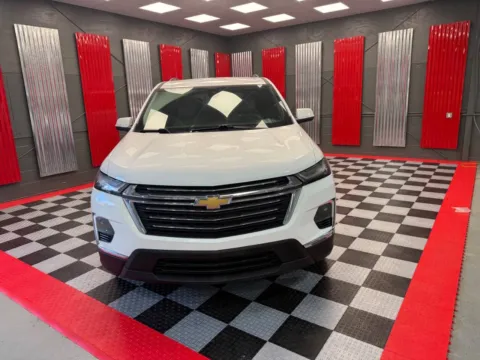 Photos of 2022 Chevrolet Traverse LT Leather 4x4 4dr SUV for sale in Lake Orion, MI at Victory Motors Lake Orion