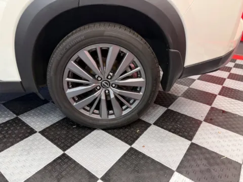 More photos of 2023 Nissan Pathfinder SL 4dr SUV at Victory Motors Lake Orion, MI