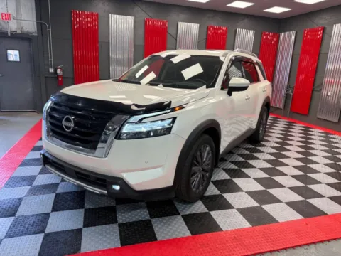 Another view of 2023 Nissan Pathfinder SL 4dr SUV for sale in Lake Orion, MI at Victory Motors Lake Orion
