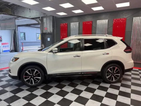 Another view of 2020 Nissan Rogue SL AWD 4dr Crossover for sale in Lake Orion, MI at Victory Motors Lake Orion