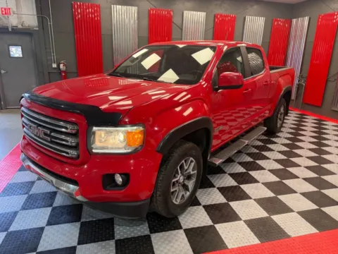 Another view of 2016 GMC Canyon SLE 4x4 4dr Crew Cab 5 ft. SB for sale in Lake Orion, MI at Victory Motors Lake Orion