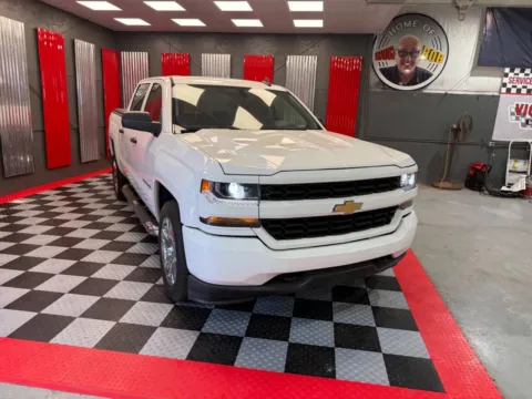 White 2018 Chevrolet Silverado 1500 Custom 4x2 4dr Crew Cab 5.8 ft. SB for sale in Lake Orion, MI