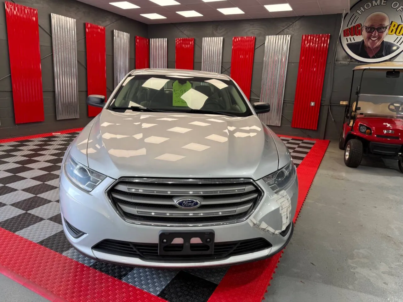 Silver 2014 Ford Taurus SE 4dr Sedan for sale in Lake Orion, MI
