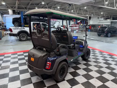 More photos of 2026 Epic Carts E40FX at Victory Motors Lake Orion, MI