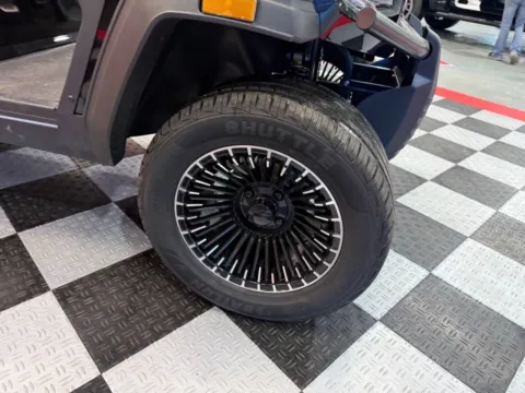 More photos of 2026 Epic Carts E40FX at Victory Motors Lake Orion, MI