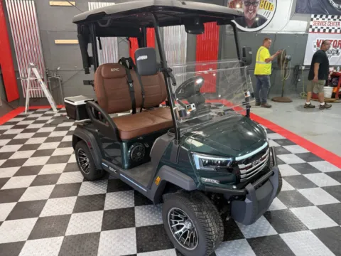 Another view of 2026 Epic Carts E20FX for sale in Lake Orion, MI at Victory Motors Lake Orion