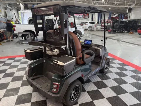 More photos of 2026 Epic Carts E20FX at Victory Motors Lake Orion, MI