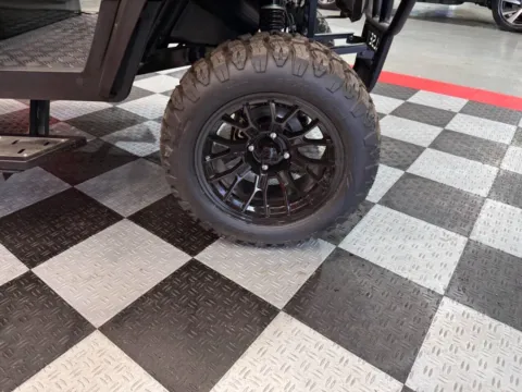 More photos of 2026 ALSET VANTAGE at Victory Motors Lake Orion, MI