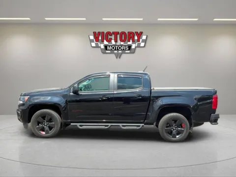 More photos of 2021 Chevrolet Colorado LT 4x4 4dr Crew Cab 5 ft. SB at Victory Motors Lake Orion, MI