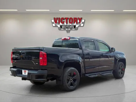 More photos of 2021 Chevrolet Colorado LT 4x4 4dr Crew Cab 5 ft. SB at Victory Motors Lake Orion, MI