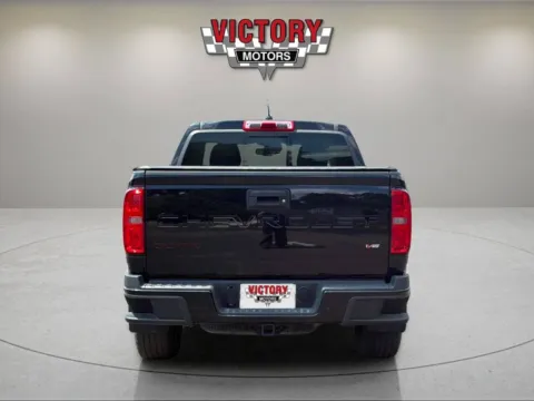 More photos of 2021 Chevrolet Colorado LT 4x4 4dr Crew Cab 5 ft. SB at Victory Motors Lake Orion, MI