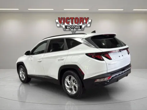 Another view of 2024 Hyundai Tucson SEL 4dr SUV for sale in Lake Orion, MI at Victory Motors Lake Orion