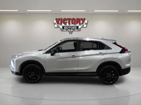 More photos of 2024 Mitsubishi Eclipse Cross LE AWD 4dr Crossover at Victory Motors Lake Orion, MI