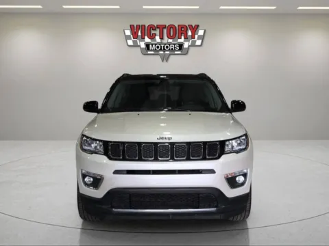 Photos of 2018 Jeep Compass Limited 4x4 4dr SUV for sale in Lake Orion, MI at Victory Motors Lake Orion