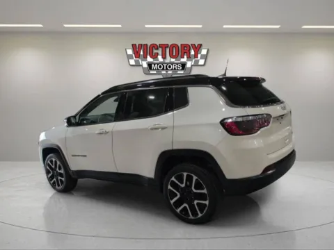 More photos of 2018 Jeep Compass Limited 4x4 4dr SUV at Victory Motors Lake Orion, MI