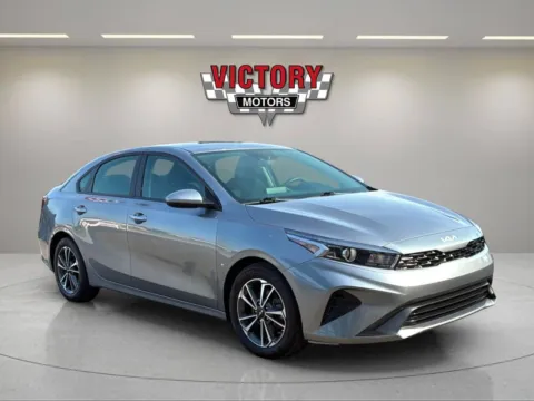 Gray 2023 Kia Forte LXS 4dr Sedan for sale in Lake Orion, MI