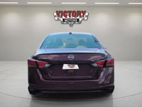 More photos of 2023 Nissan Altima 2.5 SV 4dr Sedan at Victory Motors Lake Orion, MI