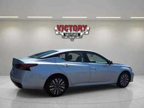 More photos of 2024 Nissan Altima 2.5 SV 4dr Sedan at Victory Motors Lake Orion, MI