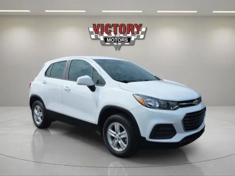 White 2022 Chevrolet Trax LS AWD 4dr Crossover for sale in Lake Orion, MI