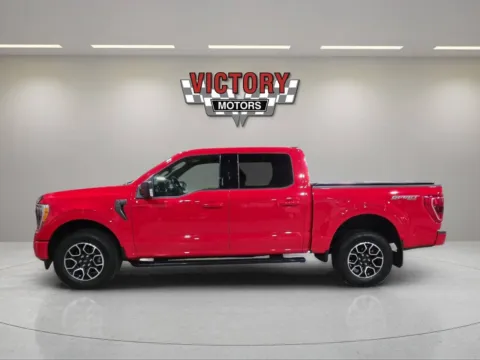 More photos of 2022 Ford F-150 XLT 4x4 4dr SuperCrew 5.5 ft. SB at Victory Motors Lake Orion, MI
