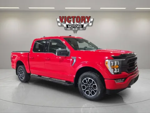 Red 2022 Ford F-150 XLT 4x4 4dr SuperCrew 5.5 ft. SB for sale in Lake Orion, MI