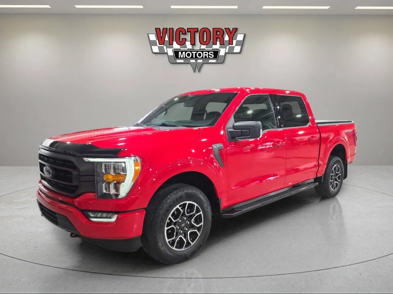 Red 2022 Ford F-150 XLT 4x4 4dr SuperCrew 5.5 ft. SB for sale in Lake Orion, MI