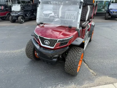 Photos of 2025 HDK-EVOLUTION D-MAX XT4 for sale in Lake Orion, MI at Victory Motors Lake Orion