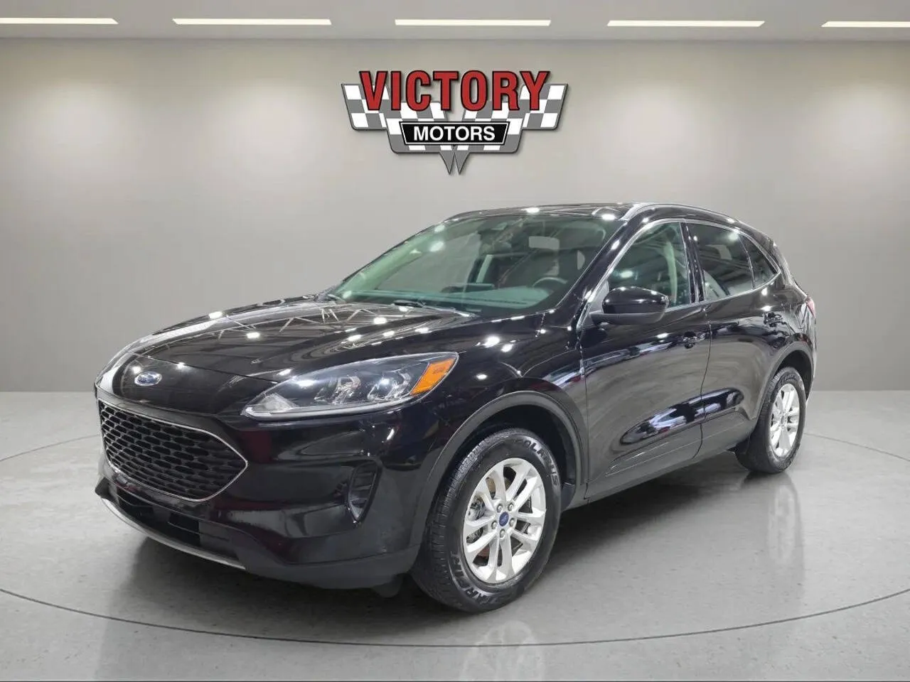 Black 2020 Ford Escape SE AWD 4dr SUV for sale in Lake Orion, MI