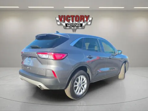 More photos of 2022 Ford Escape SE AWD 4dr SUV at Victory Motors Lake Orion, MI