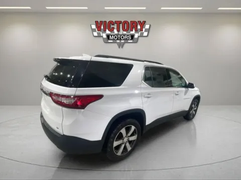 More photos of 2020 Chevrolet Traverse LT Leather 4x4 4dr SUV at Victory Motors Lake Orion, MI