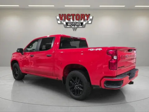 More photos of 2023 Chevrolet Silverado 1500 Custom 4x4 4dr Crew Cab 5.8 ft. SB at Victory Motors Lake Orion, MI