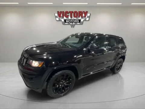 Black 2017 Jeep Grand Cherokee Altitude 4x4 4dr SUV for sale in Lake Orion, MI