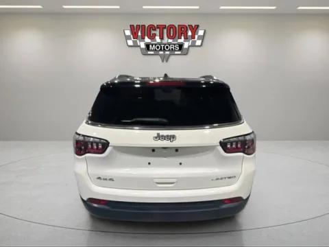 More photos of 2018 Jeep Compass Limited 4x4 4dr SUV at Victory Motors Lake Orion, MI