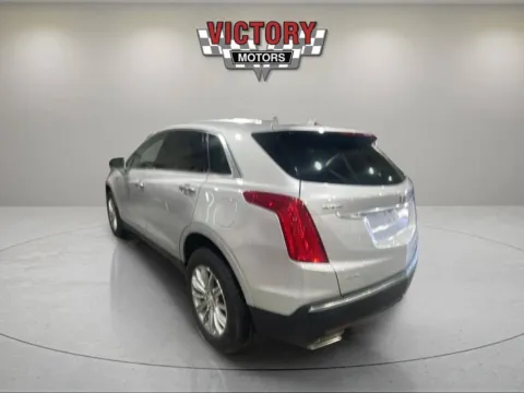 Another view of 2017 Cadillac XT5 Luxury 4x4 4dr SUV for sale in Lake Orion, MI at Victory Motors Lake Orion