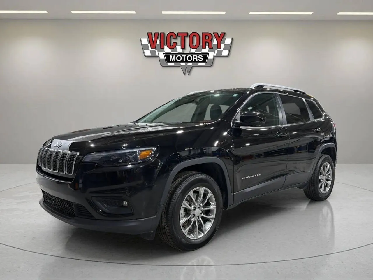 Black 2021 Jeep Cherokee Latitude Lux 4x4 4dr SUV for sale in Lake Orion, MI